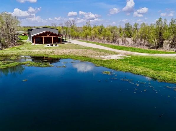 6992 Blackhawk Acme Levee Rd, Vidalia, LA 71373