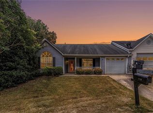 216 Oak Cir, Stockbridge, GA 30281