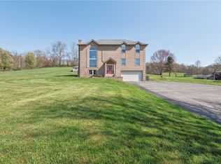 215 Walker Rd, Apollo, PA 15613
