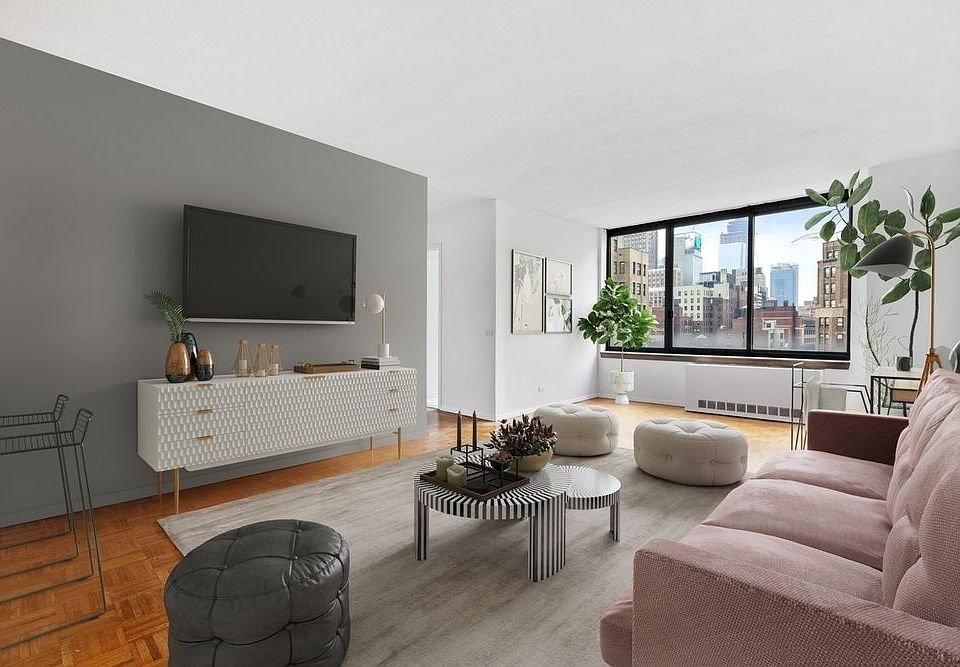 1st image of 990 6th Ave APT 15L