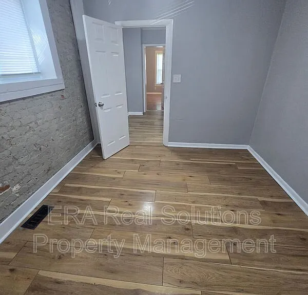 361 S Harris Ave #A — Photo 14