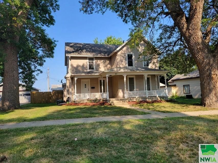 1st image of 227 NW 4th Ave