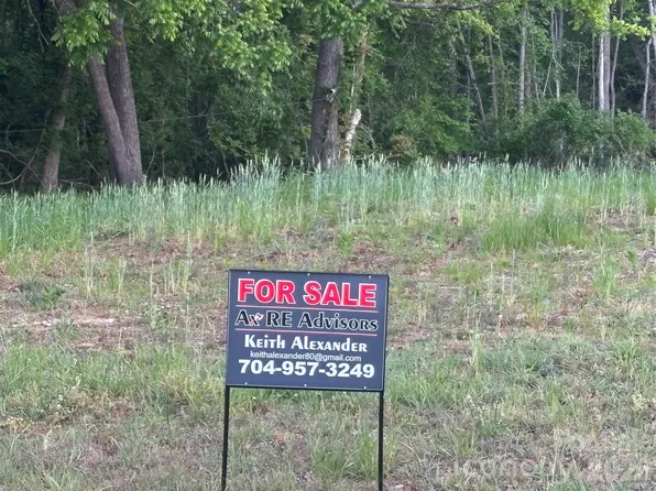 5432 Braxton Craven Rd, Trinity, NC 27370