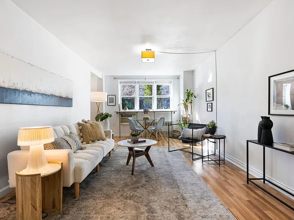225 Ocean Pkwy APT 1D, Brooklyn, NY 11218