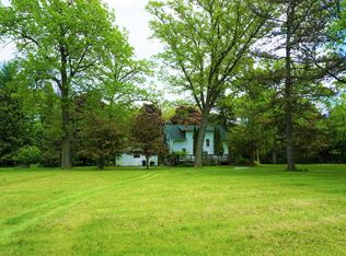 2217 Sage Rd, Delavan, WI 53115