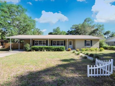 2300 Washington Rd, Mount Dora, FL, 32757