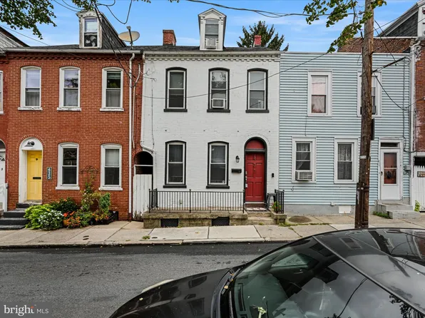 437 E Strawberry St, Lancaster, PA 17602