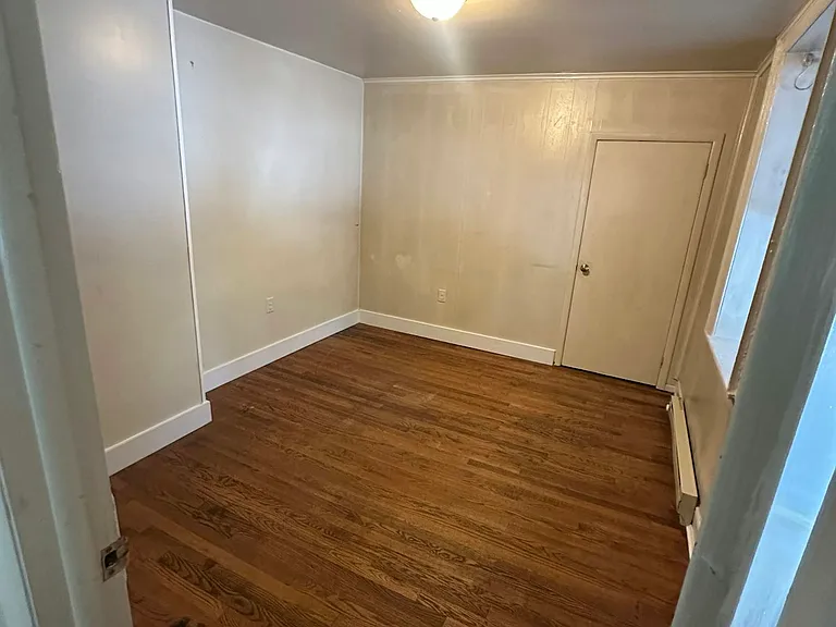 21 W Main St — Photo 5