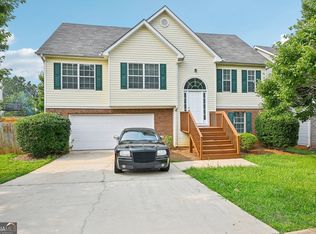 1147 Saint Phillips Ct, Locust Grove, GA 30248