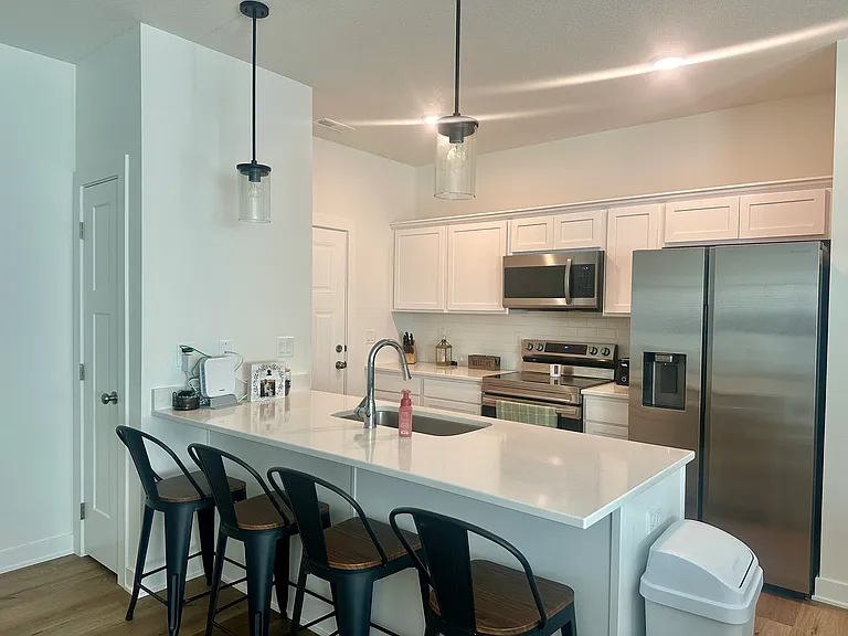716 Greenwell Pl — Photo 2