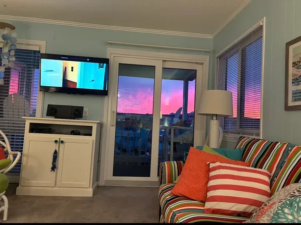 301 Commerce Way #325, Atlantic Beach, NC 28512