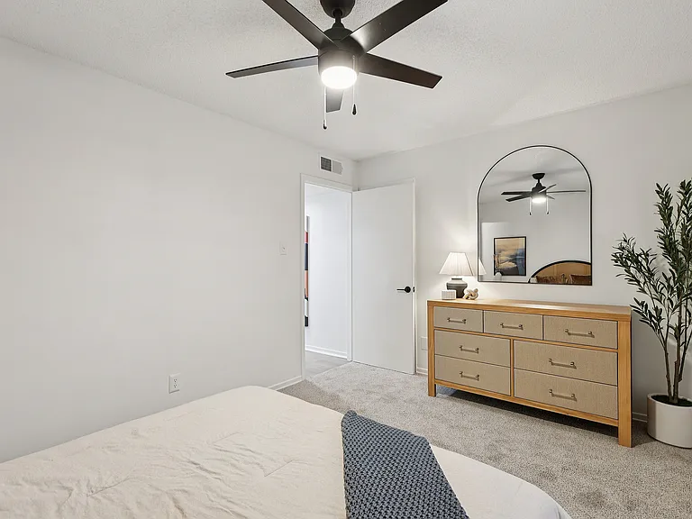 ReNew Bartlett Village — Photo 9