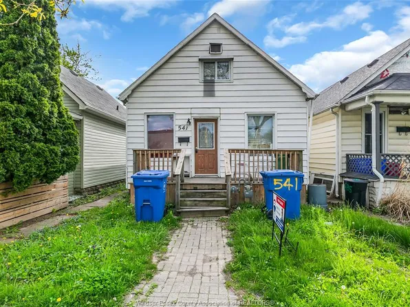 541 Bridge Ave, Windsor, ON N9B 2M3