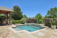 Beacon Hill Dr-2105-064.jpg