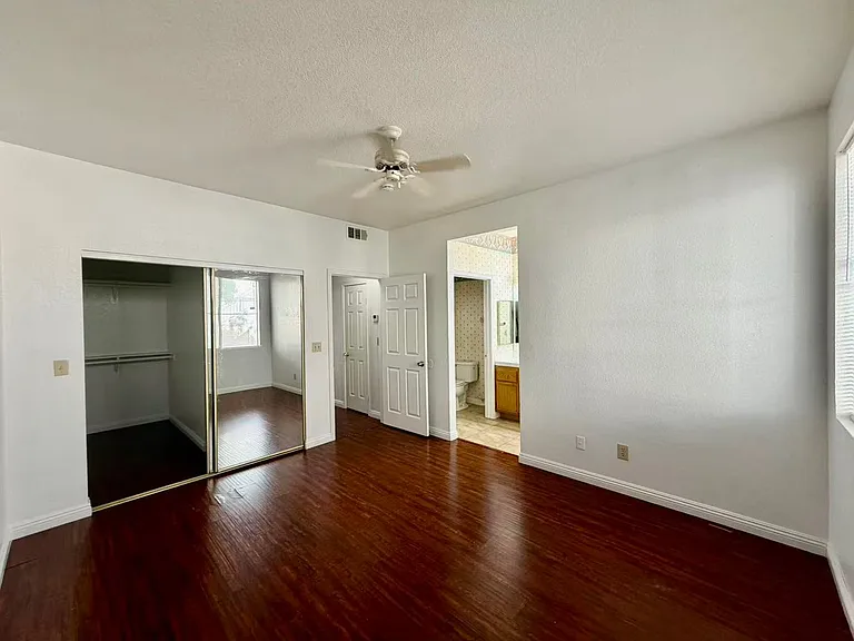 5155 W Tropicana Ave #B20-1045 — Photo 12