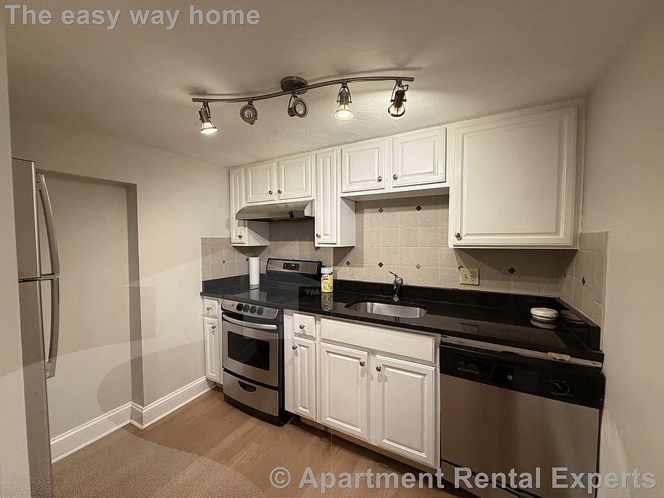 1st image of 192 Central St APT 1