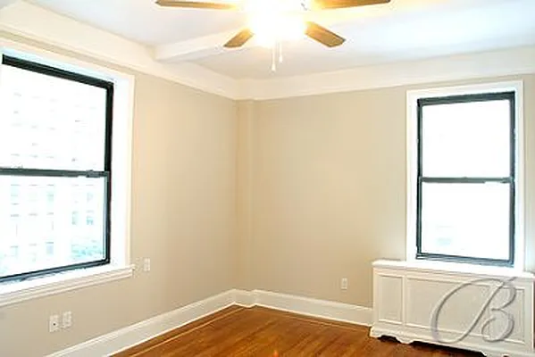 Rented by Bellmarc Realty | media 15