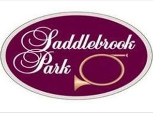 2348 W Saddlebrook Ln, Mequon, WI 53092