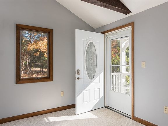 4th image of 25 Lawrence Rd