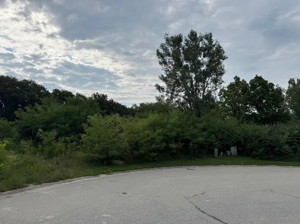 767 Ketill Trce, Crown Point, IN 46307