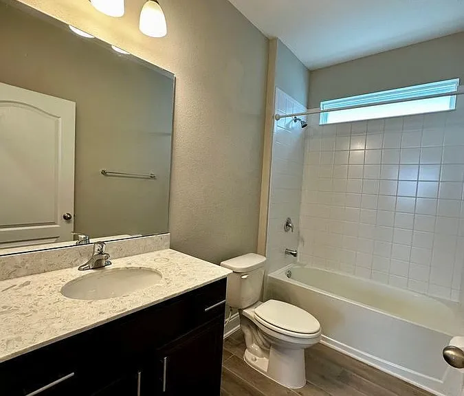 319 Greenway Ln — Photo 21