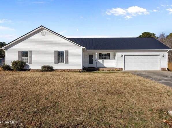 201 Slate Court, Jacksonville, NC 28546