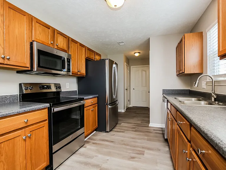 1111 Nahanee Ct — Photo 8