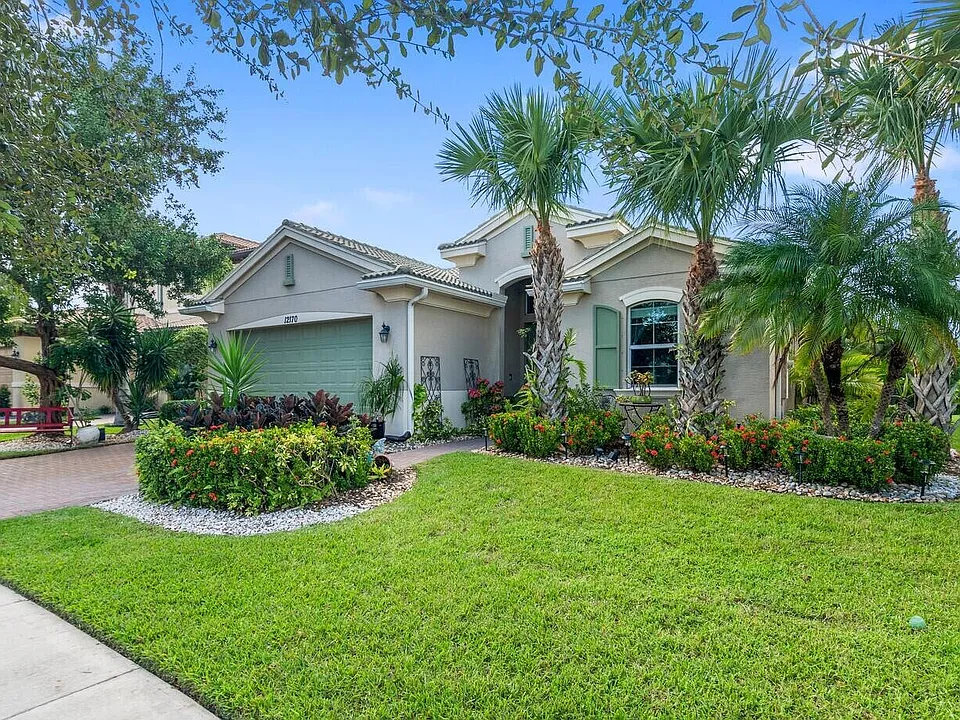 12170 SW Bennington Cir
