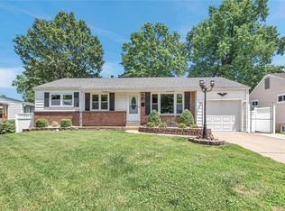 7106 Val Brook Ln, Saint Louis, MO