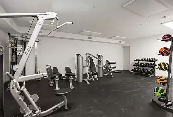 Rented by REAL New York | media 22