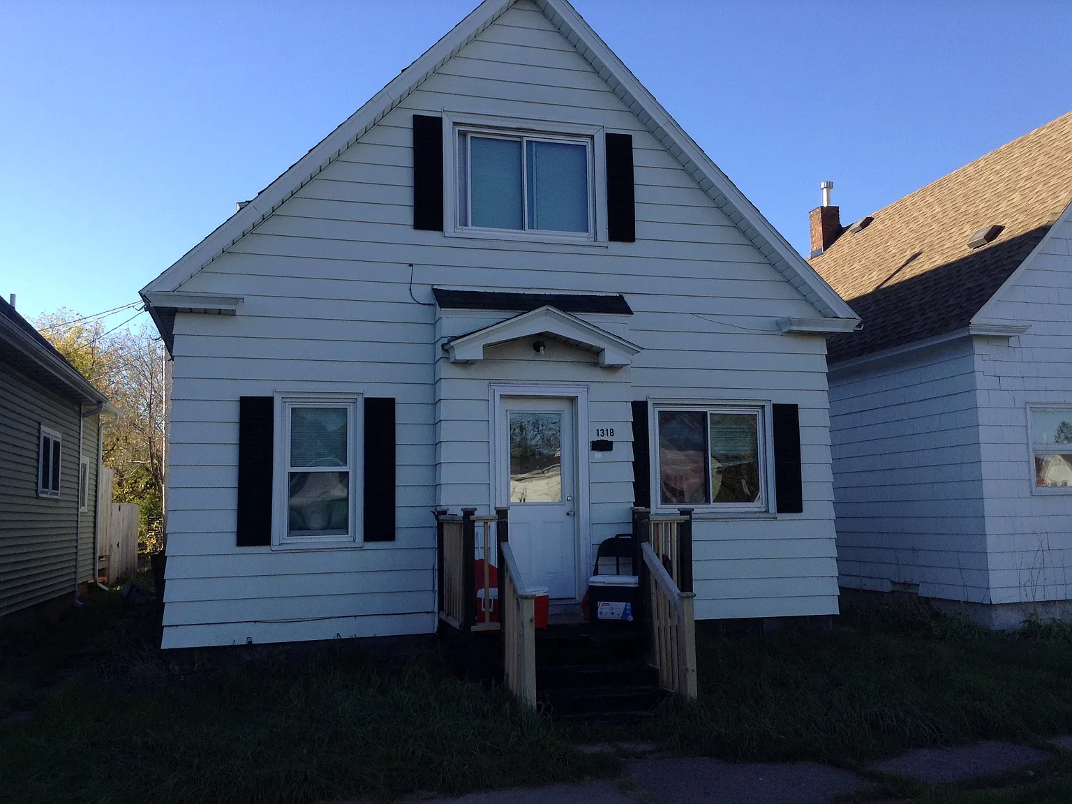 Superior 4- bedroom available! — Photo 1