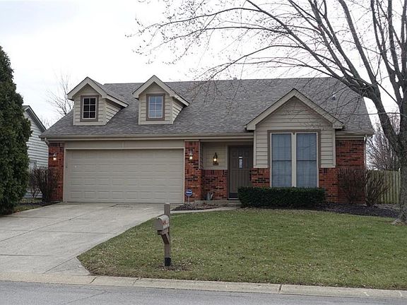 2nd image of 8537 Rock Hollow Cir