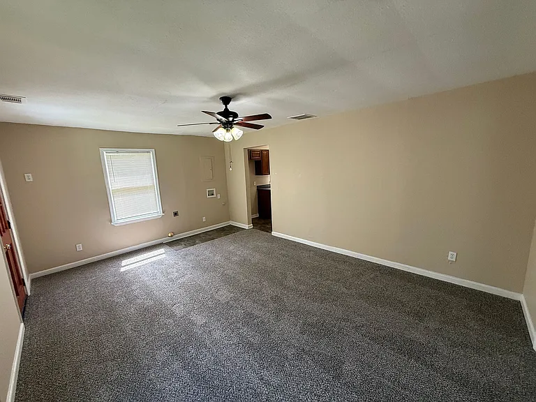 3884 Tuggle Ave — Photo 14