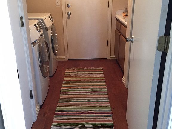 Laundry room & powder bath