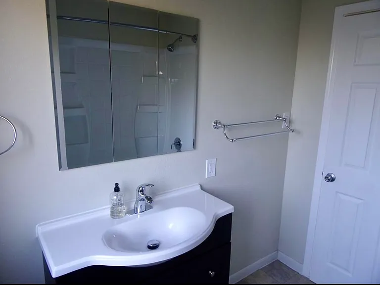 6550 Nielsen Way — Photo 9