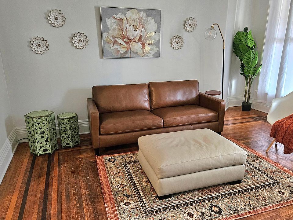 1st image of 1731 Kinney Ave #1
