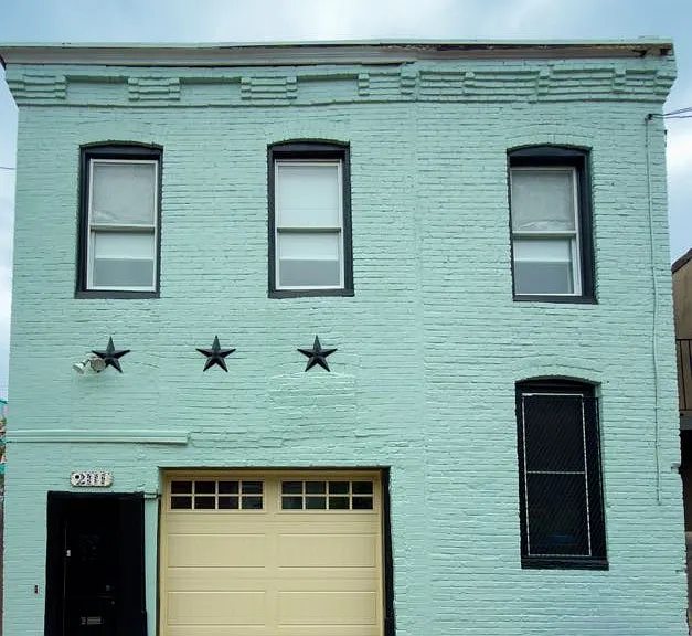 2111 Hargrove St — Photo 12