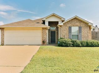 5330 Meadow Ridge Dr, Flint, TX 75762