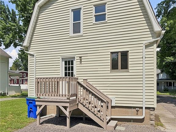 5th image of 117 William St