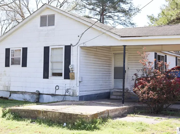 1303 Hickory St, Winnsboro, LA 71295