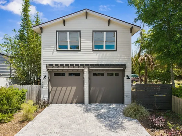 224 S 11th St, Fernandina Beach, FL 32034