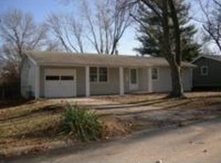 2002 Miller Dr, Lawrence, KS 66046