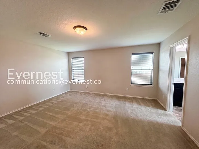 13700 Vigilance St — Photo 8