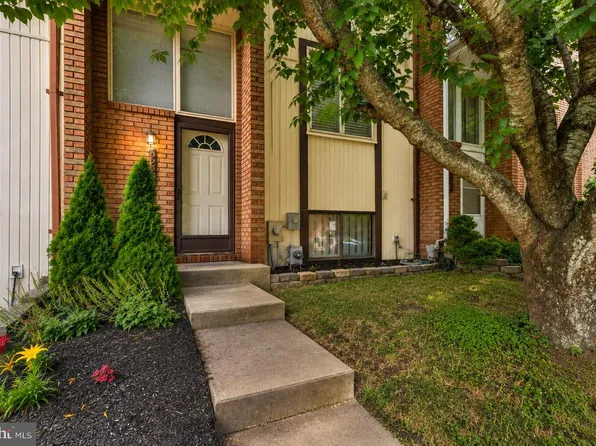 9238 Bellbeck Rd, Parkville, MD 21234