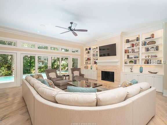 3rd image of 47 Deer Run Ln