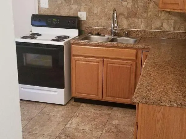 11272 Liana Ln, Saint Ann, MO 63074