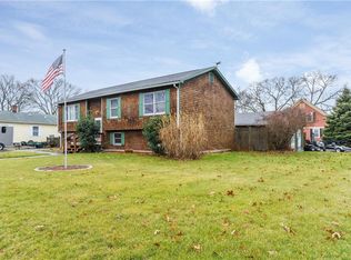 117 Wriston Ave, Warwick, RI 02888