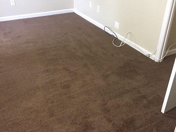 New Carpet/Paint at Master Bedroom