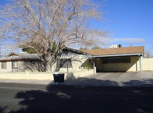 3rd image of 3021 Holly Hill Ave