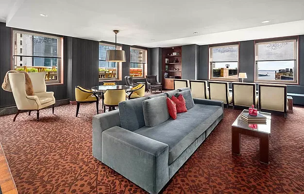 Rented by Level Group | media 3